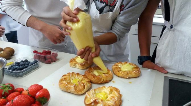 Handfest für das Handwerk geworben – Bäckerei Leifert stellt Berufe praktisch vor